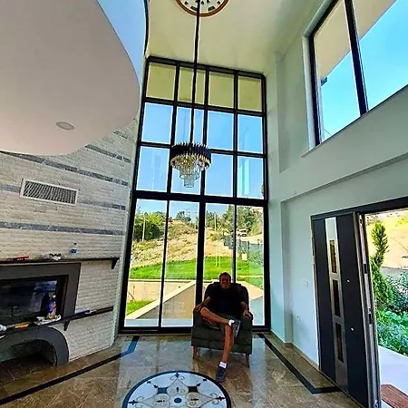 Villa15 5*